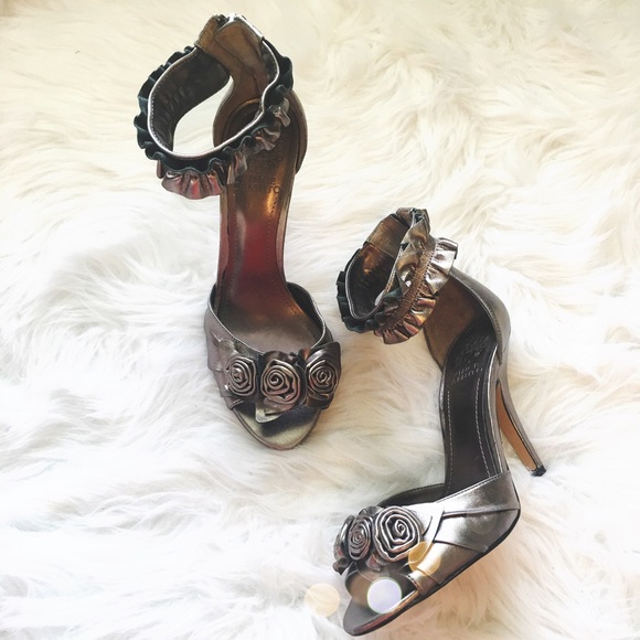 Vince Camuto Pewter Florette Heels - Picture 1 of 4